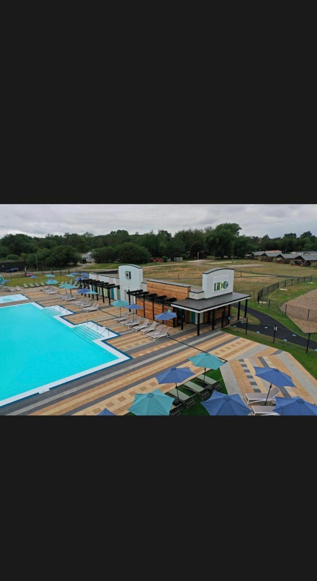 Swan View Retreats # Hottub # Egg Chair # Bbq & Bikes Included 8 Berth Tattershall Esterno foto